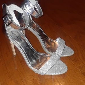 Prom shoes